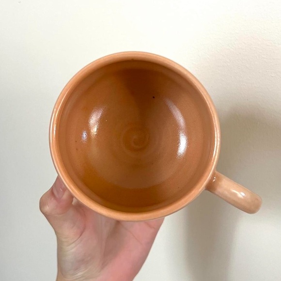 Handmade peach bubble mug - Picture 3 of 3